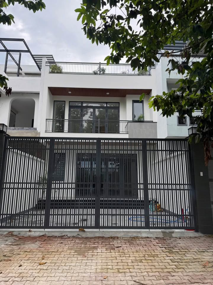 Nhà cho thuê khu dân cư Hiệp Thành 3, Thủ Dầu Một, 147m² - Nhà mới 100% tiện nghi