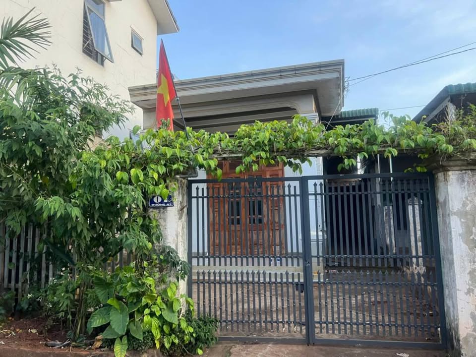 Nhà Đất N3, xã Hòa Thuận, 180m² giá 2.6 tỷ - Chỉ cần sơn lại là ở ngay!