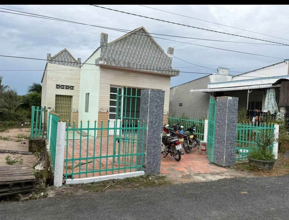 Nhà mặt tiền đường nhựa phường Mỹ Ngãi 352m² giá 1.3 tỷ - Tiện kinh doanh và ở lâu dài!