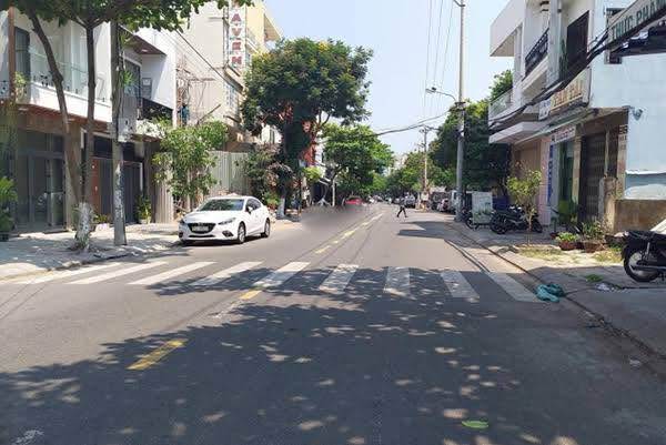 Bán nhà mặt tiền Lý Tự Trọng, Hải Châu 54m² giá 10 tỷ - Đầu tư sinh lời ngay!