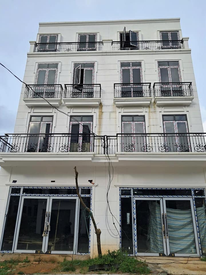 Đất nền liền kề TĐC Tây Bắc Sapa 220m² giá 5.1 tỷ - Vị trí thoáng đãng, sổ đỏ chính chủ!