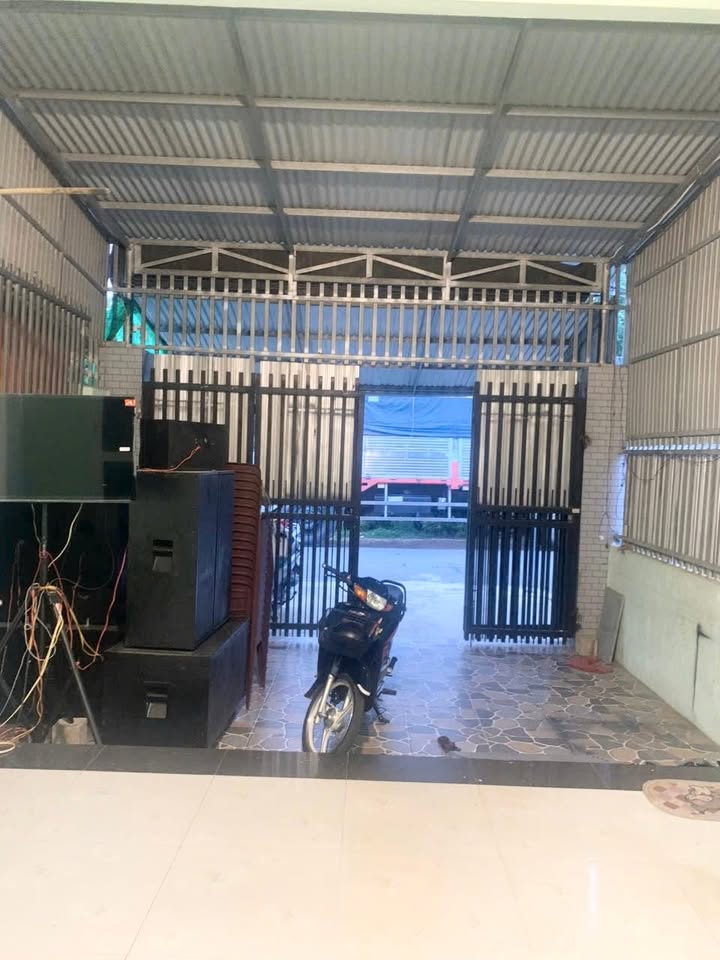 Nhà phố 28 Ngô Quyền, Long Hoa, Tây Ninh 70m² giá 1.09 tỷ - Nhà đẹp, tiện ích xung quanh