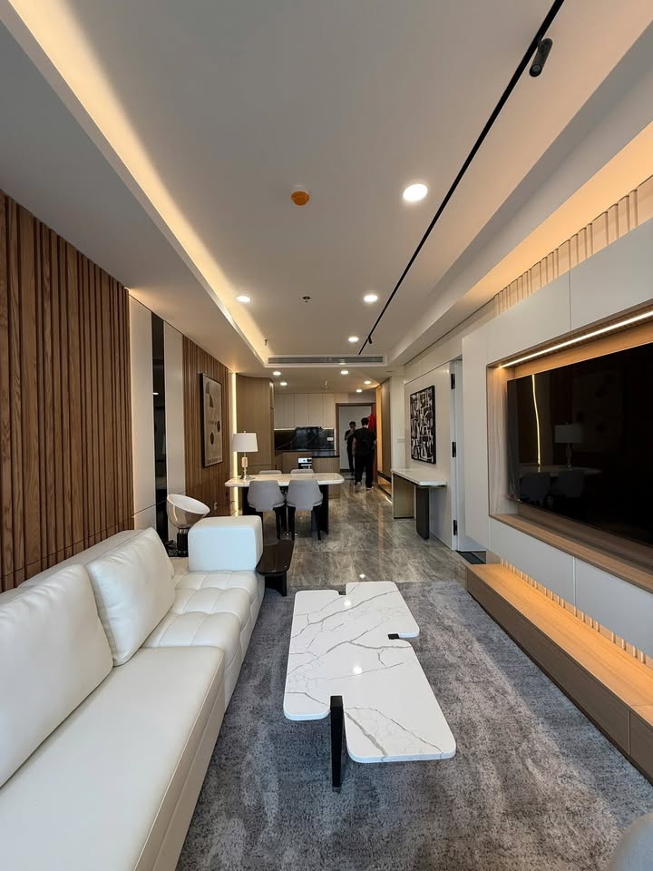 Căn hộ 2 phòng ngủ Giáp Bát 73m² giá chỉ 2.3 tỷ - Sổ hồng lâu dài!