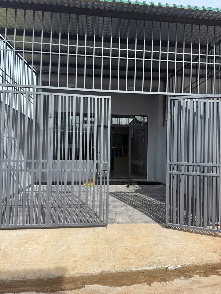 Nhà hẻm 437/32 Ymol, Buôn Ma Thuột 125m² giá 2.95 tỷ - Nhà xây đẹp, dọn vào ở ngay!