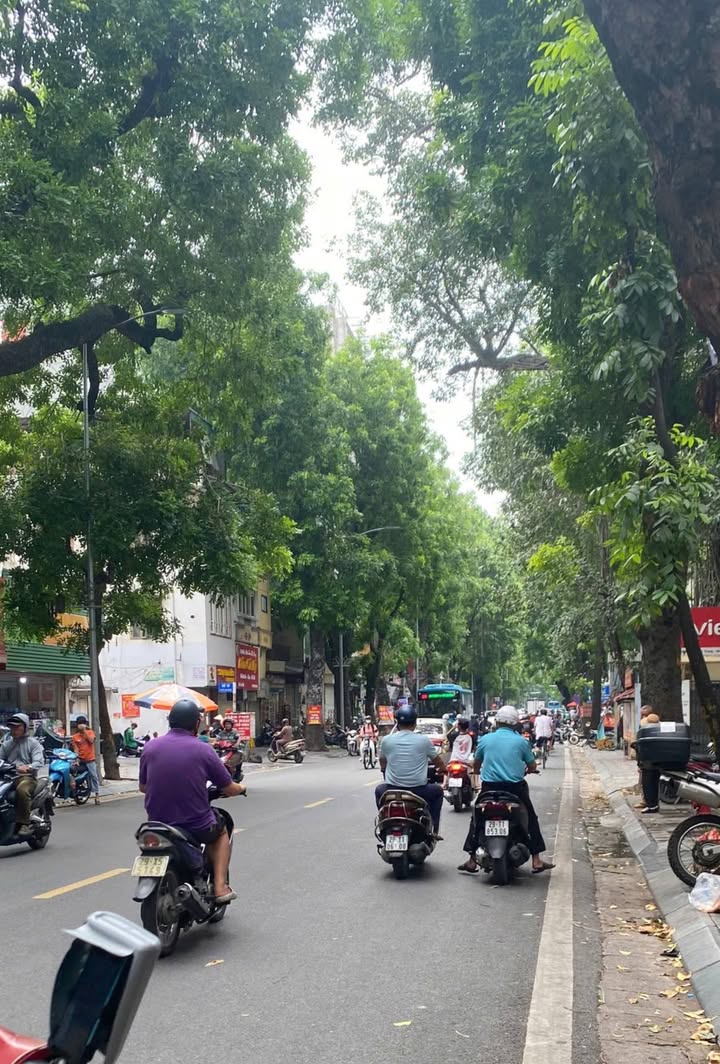 Nhà riêng Minh Khai 18m² giá 3 tỷ - Sẵn sàng vào ở ngay!