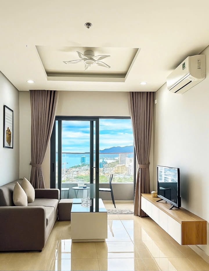 Căn hộ Monarchy Đà Nẵng 80m² giá 17 triệu - Tầng cao view biển tuyệt đẹp!