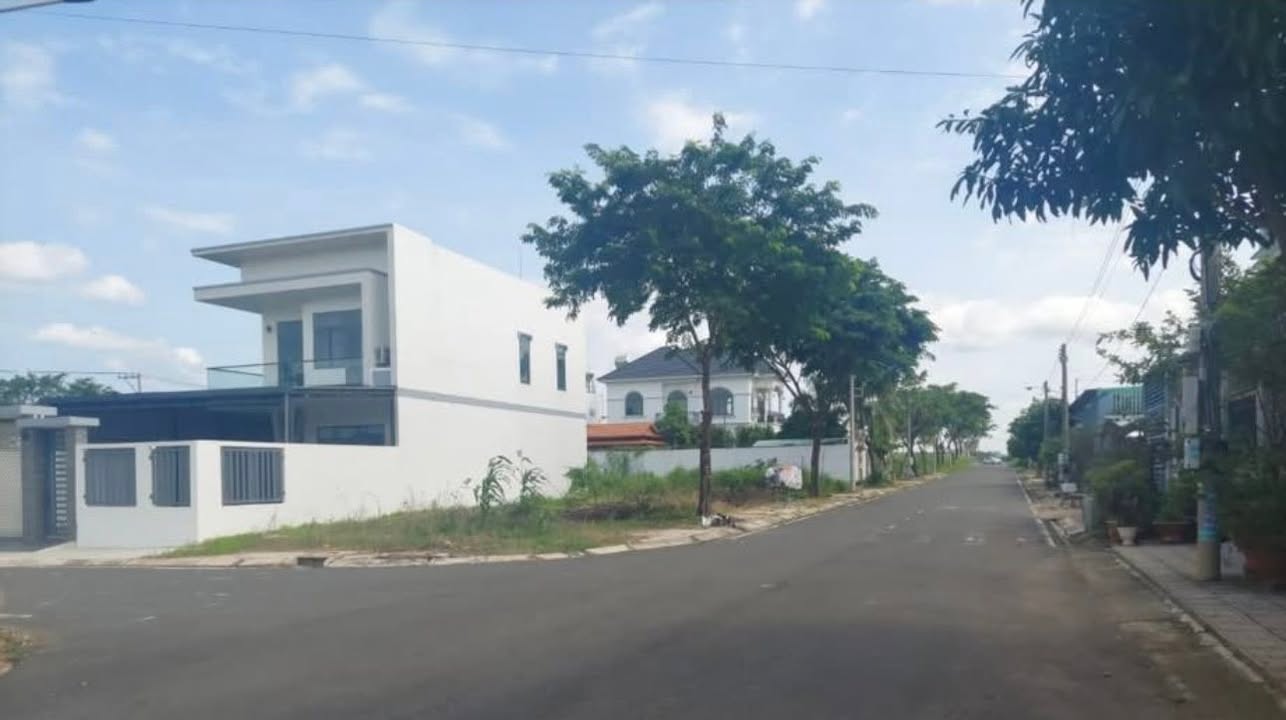 Đất nền Tân Phú, Đồng Xoài 125m² giá 1.5 tỷ - Sổ hồng chính chủ!