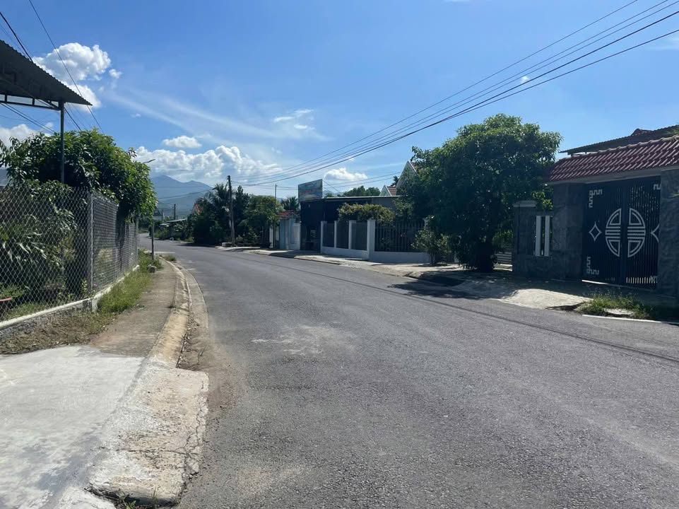 Đất nền tại Diên Phước, Diên Khánh 167.7m² giá 890 triệu - Cơ hội đầu tư hấp dẫn!