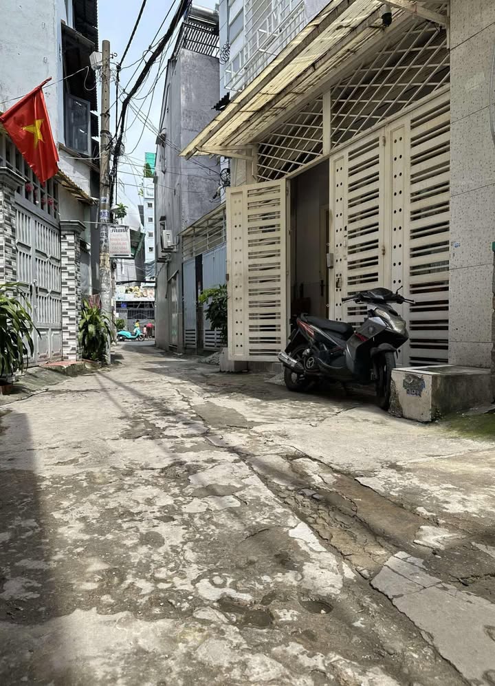 Nhà mới Gò Vấp 28m² giá 4.15 tỷ - Vị trí vàng gần sân bay!