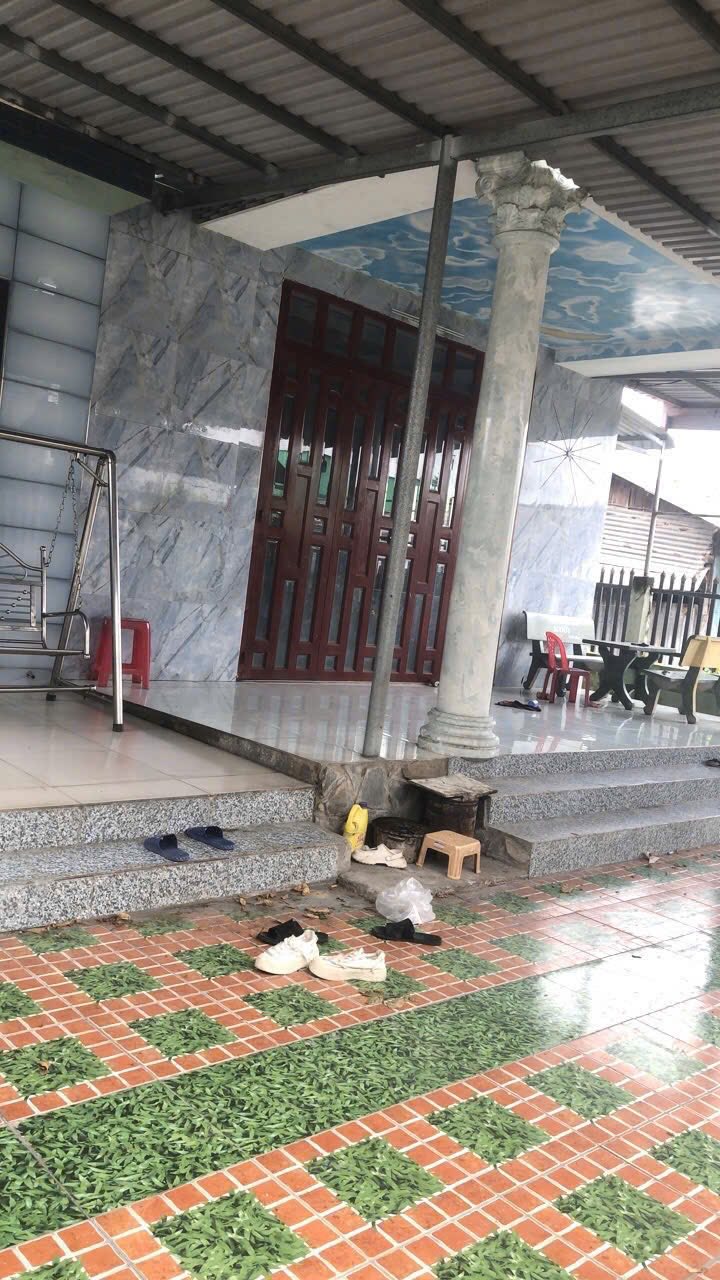 Nhà riêng ấp 4 Lương Bình, Bến Lức 294m² giá chỉ 1.6 tỷ - Tặng nội thất sang trọng!