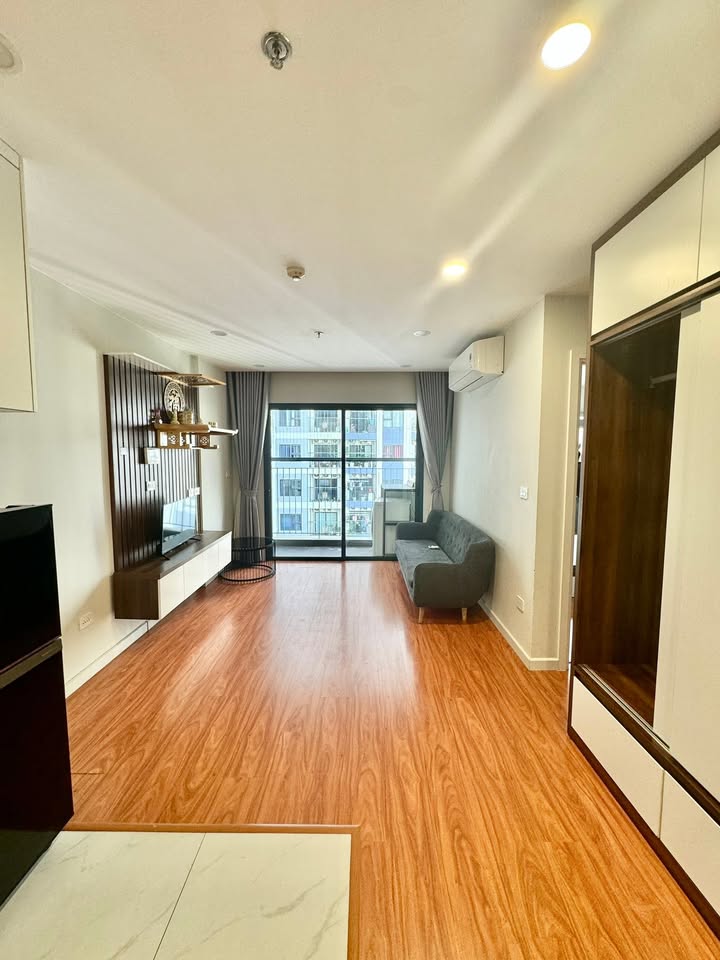 Căn hộ 1 phòng ngủ I5 Vinhomes Smart City 43m² giá 3.9 tỷ - Hướng mát, view hồ tuyệt đẹp!