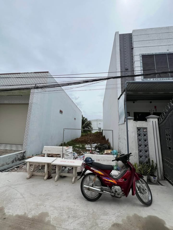 Đất nền hẻm sau điện máy Chợ Lớn, 90m² giá 900 triệu - Đầu tư sinh lời ngay!