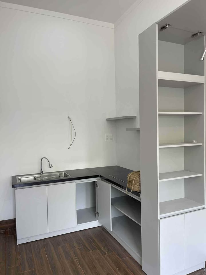 Nhà cho thuê đường Y Wang, Buôn Ma Thuột 2PN giá chỉ 4 triệu - Tiện nghi đầy đủ!