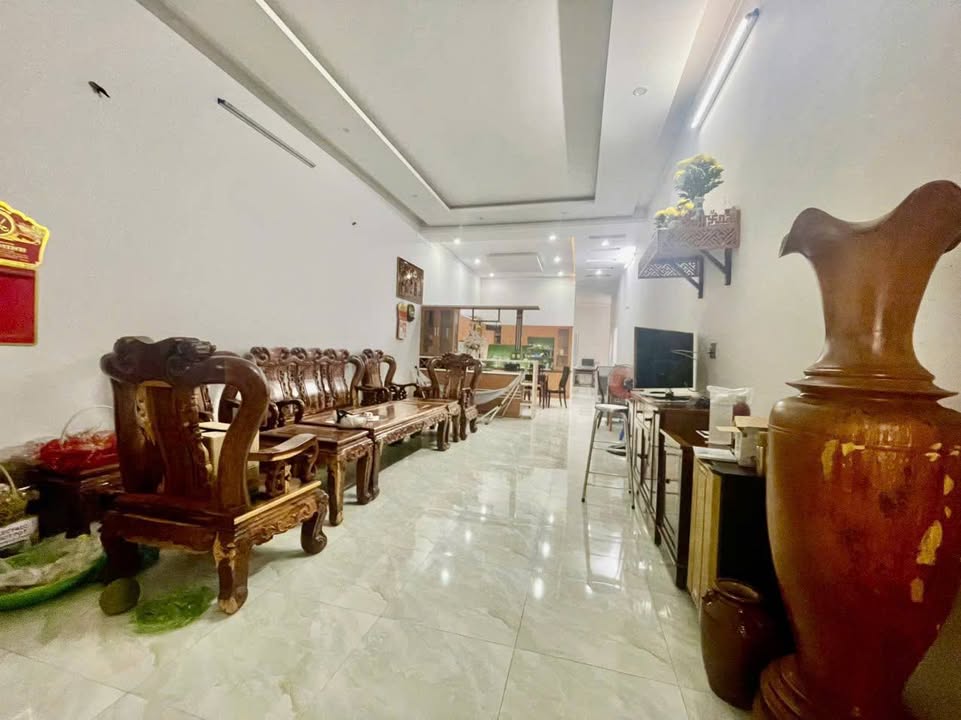 Nhà cho thuê đường Phan Đình Phùng, Buôn Ma Thuột 190m² - Đầy đủ nội thất, sẵn sàng ở ngay!