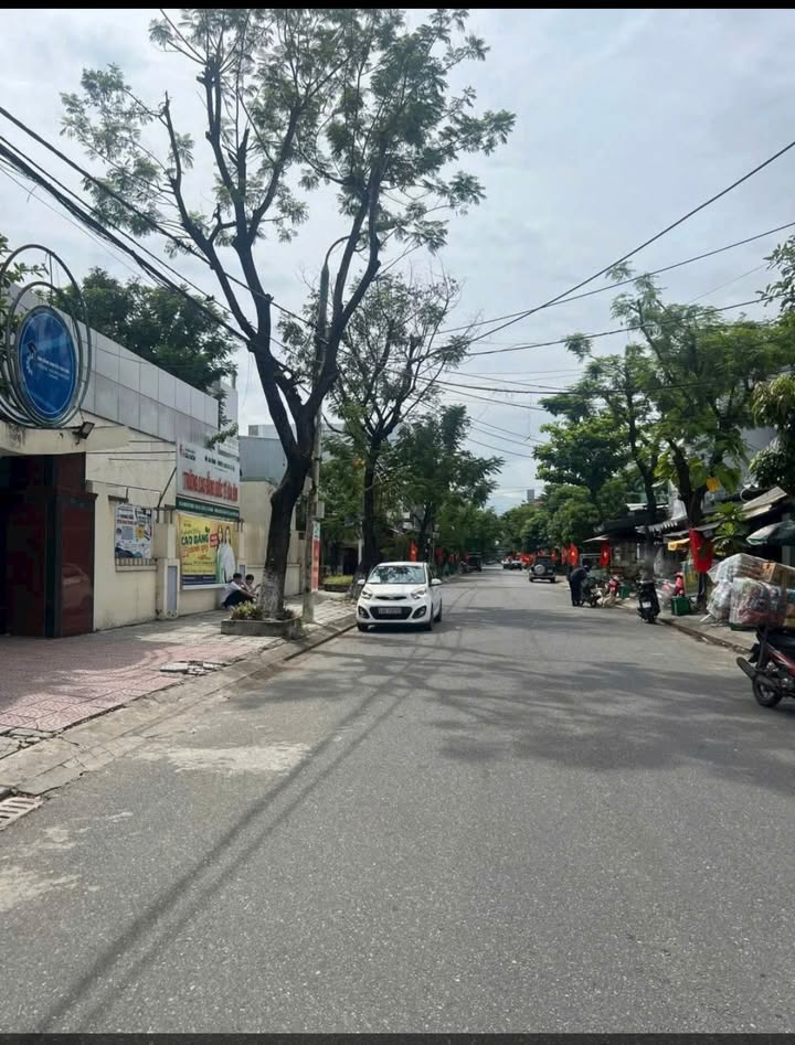 Đất mặt tiền Đoàn Hữu Trưng, 106.5m² giá chỉ 4.95 tỷ - Kinh doanh thuận lợi!