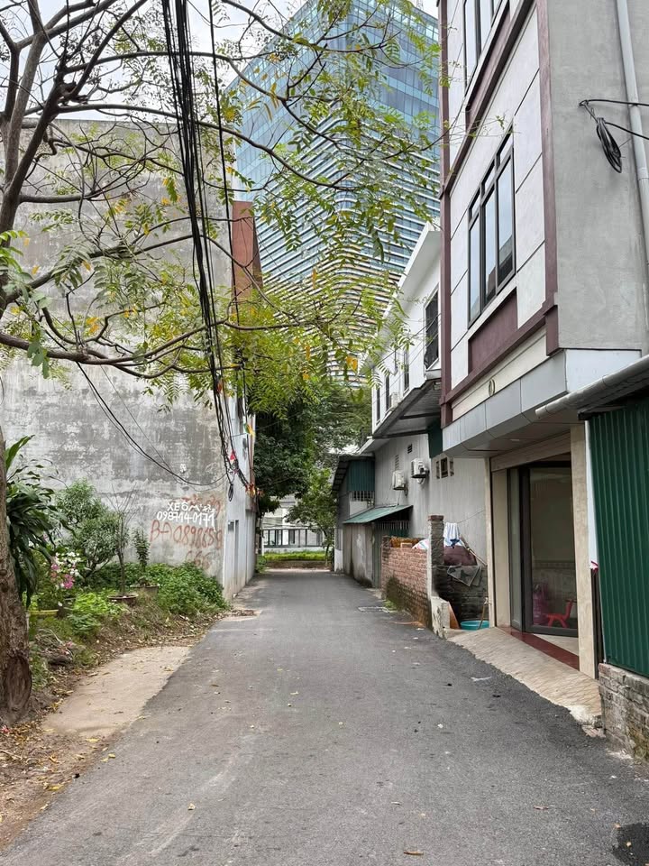 Nhà 3 tầng đẹp tại Khai Quang, Vĩnh Yên 95m² giá 4 tỷ - Sẵn sàng vào ở!