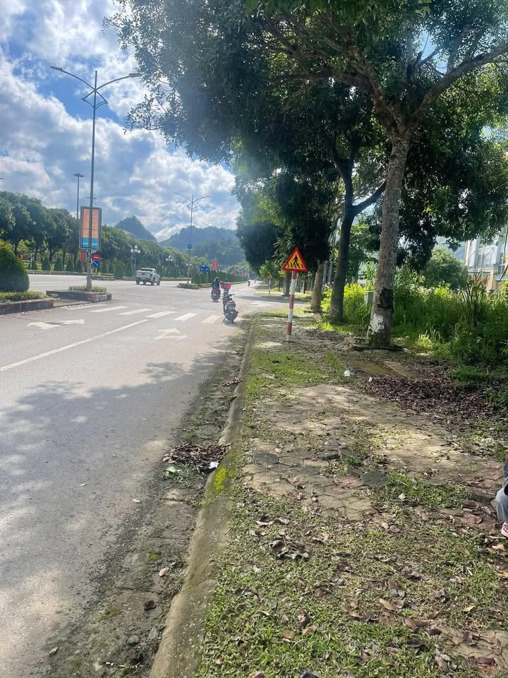 Đất mặt đường Võ Nguyên Giáp, phường Đoàn Kết, 120m² giá 1 tỷ - Đầu tư sinh lời tuyệt vời!