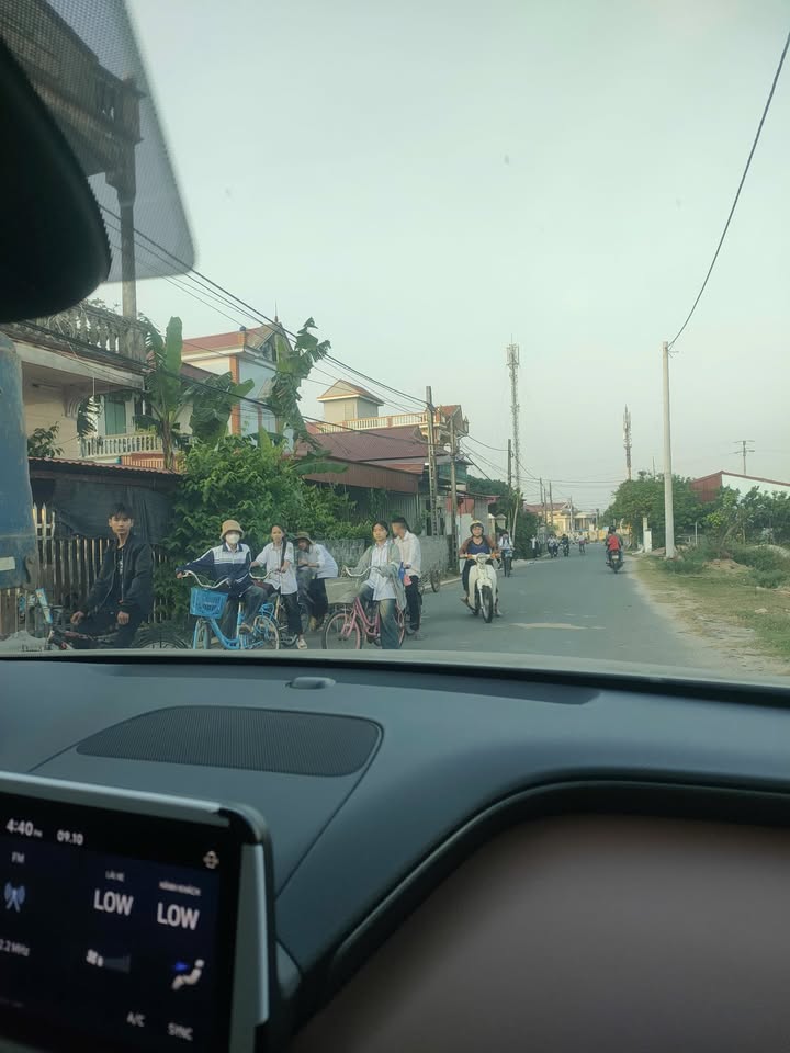 Đất mặt tiền kinh doanh Minh Tiến Phù Cừ 100m² giá 1.7 tỷ - Cơ hội đầu tư hấp dẫn!