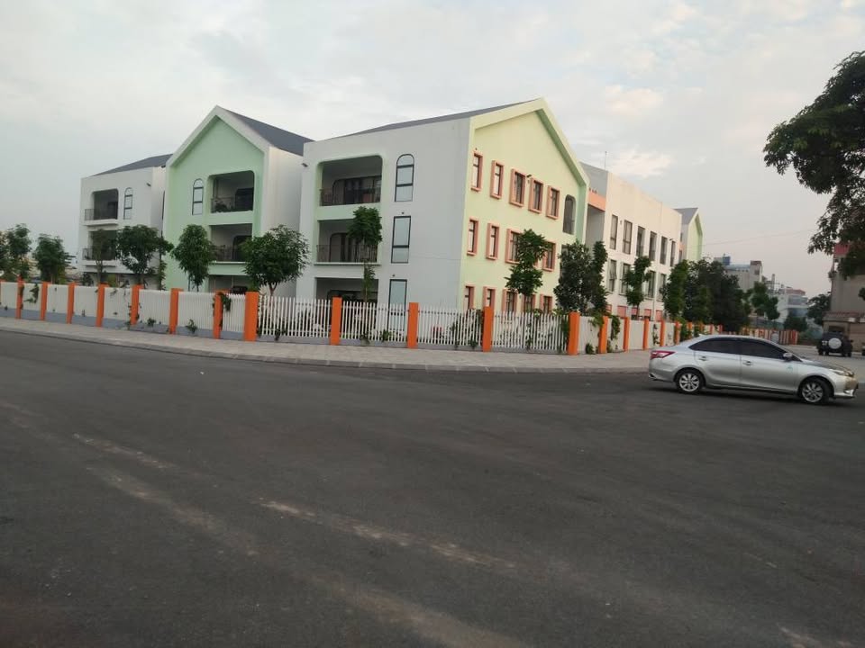 Nhà Lô Góc 3 Tầng Thôn Cán Khê 45m² giá 4.4 tỷ - Pháp lý rõ ràng, sẵn sàng giao dịch!