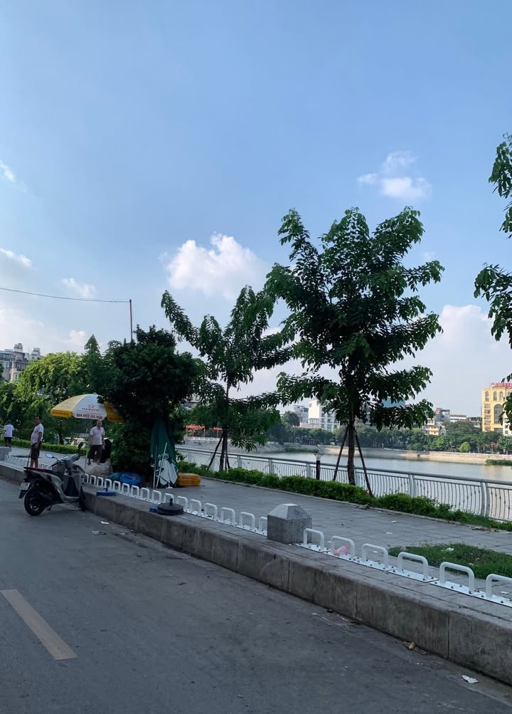 FrontHouse Hoàng Cầu Đống Đa 55m² giá thỏa thuận - Nội thất cao cấp, thang máy xịn!