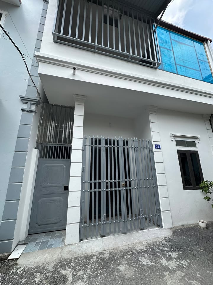 Nhà phố Phủ Lý Trần Hưng Đạo 86m² giá 3 tỷ - Ô tô vào nhà, vị trí đẹp!