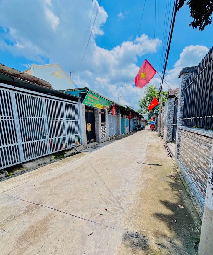 Đất nền Tân Phong, Biên Hòa 115m² giá 3.3 tỷ - Nở hậu, sổ hồng chính chủ!