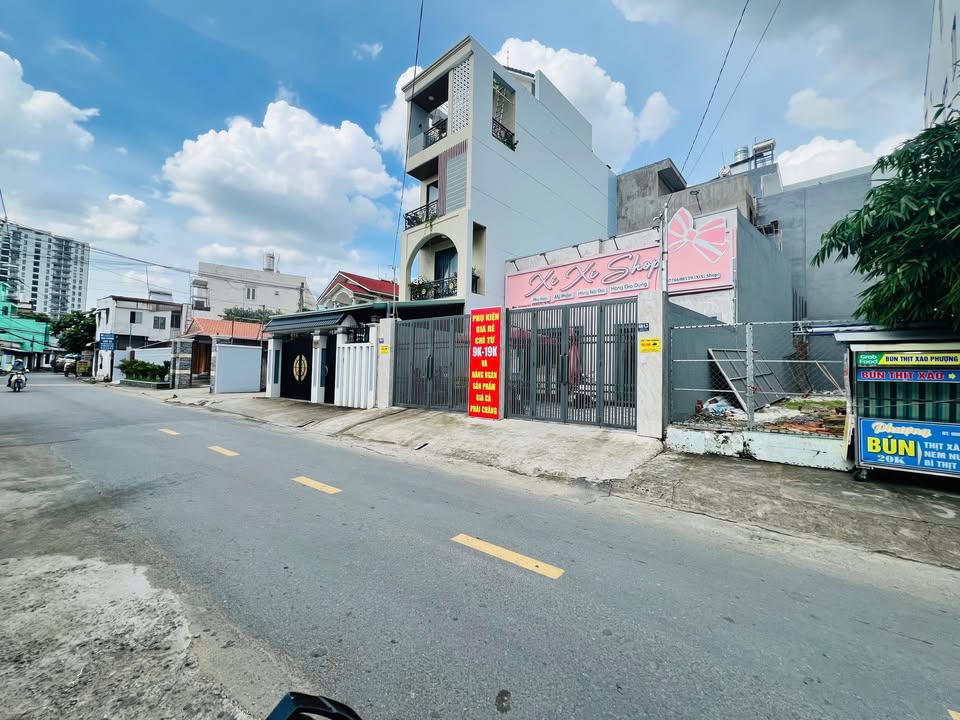 Nhà mặt tiền kinh doanh 4 tầng đường Số 8, Trường Thọ, Thủ Đức - Giá 16 tỷ