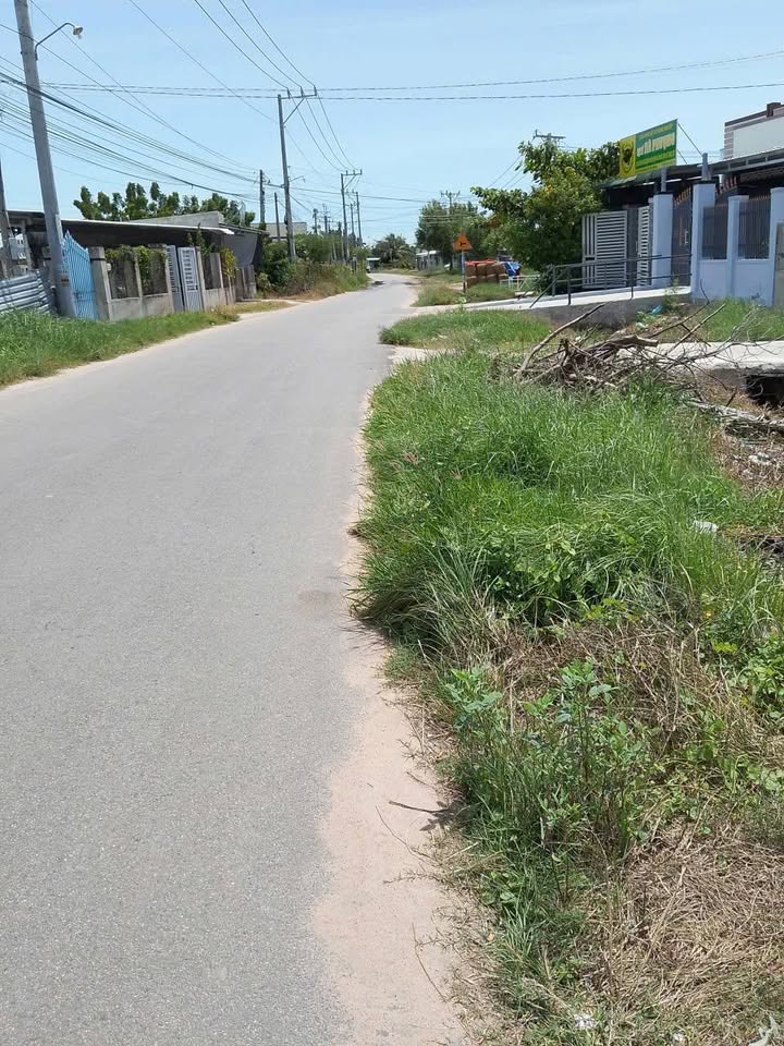 Nhà mặt tiền đường Từ Tâm, Ninh Phước 164m² giá 1.5 tỷ - Thương lượng tốt!