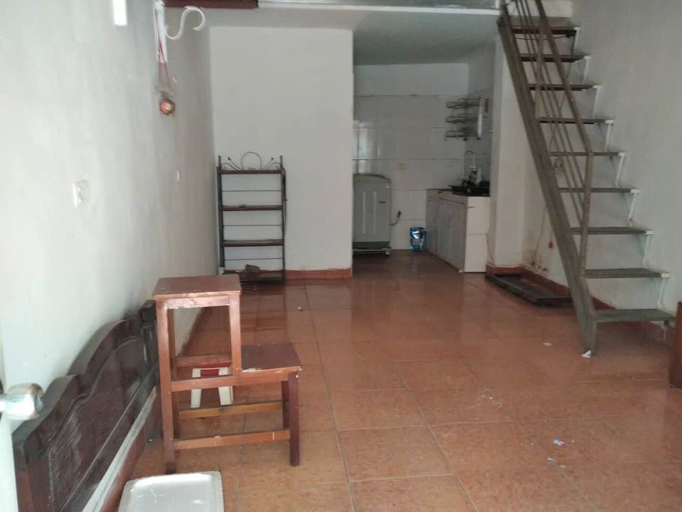 Nhà riêng đường Nguyễn Xiển, Thanh Xuân, 33m² giá 880 triệu - Phù hợp cho gia đình trẻ!