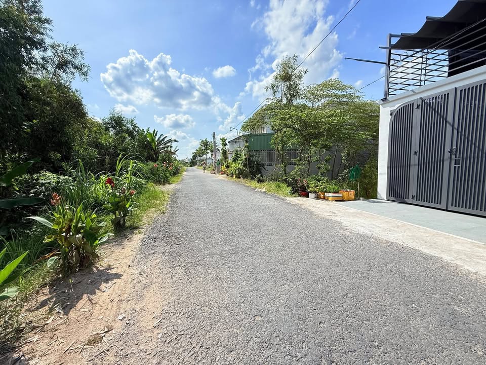 Đất nền thổ cư 123.5m² phường Đông Thành, Vĩnh Long - Sổ đỏ chính chủ, giá tốt chỉ 590 triệu!