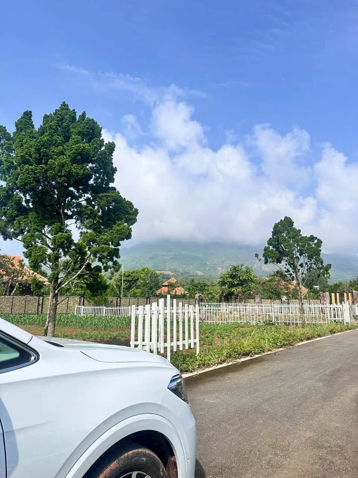 Đất nền B'lao Bảo Lộc 336m² giá 2.4 tỷ - Tiện ích đầy đủ, view núi đẹp!