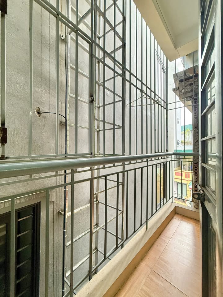 Nhà nhỏ cho thuê tại ngõ 250 Phan Trọng Tuệ, 40m² chỉ 4 triệu - Sẵn sàng vào ở ngay!