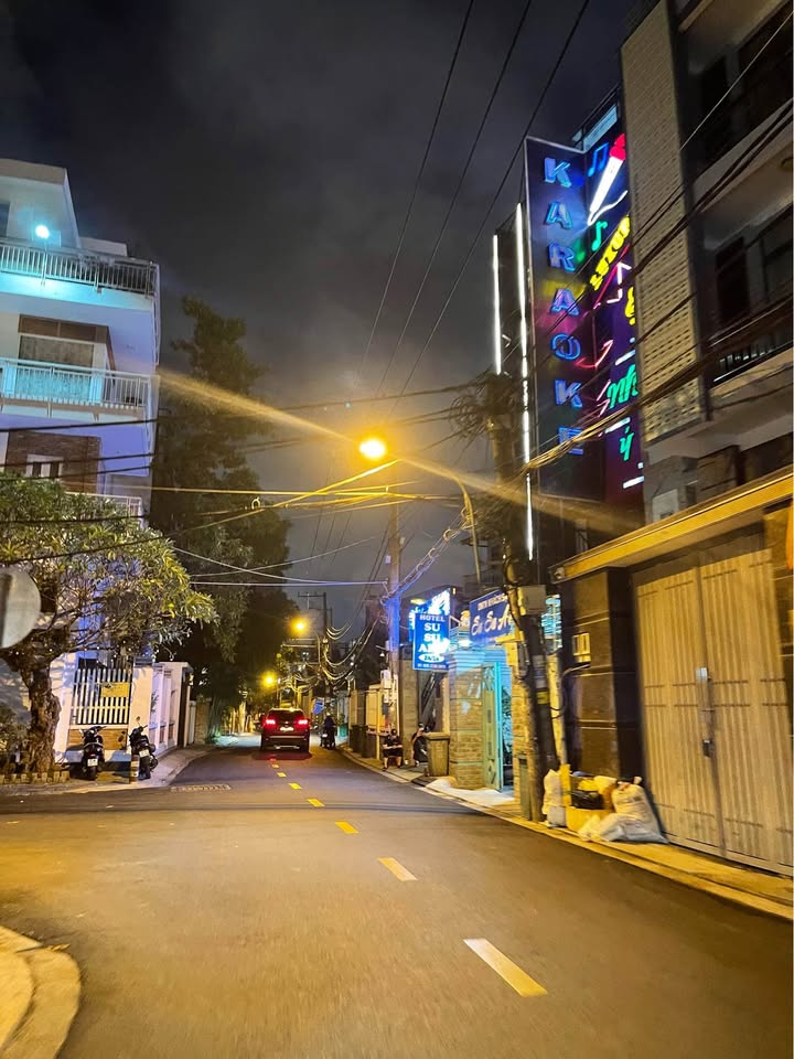 Đất mặt tiền đường 17, Thủ Đức 371m² giá chỉ 37.5 tỷ - Cơ hội đầu tư tuyệt vời!