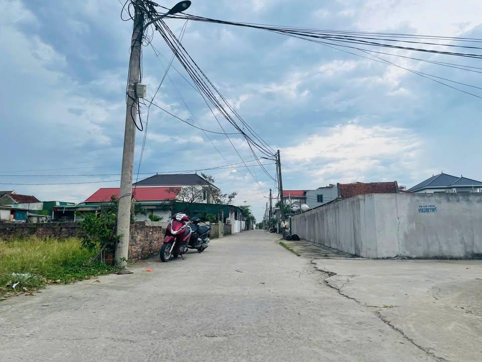 Đất nền xóm 9 Nghi Kim 98m² giá 1.7 tỷ - Đường 6m thông thoáng!