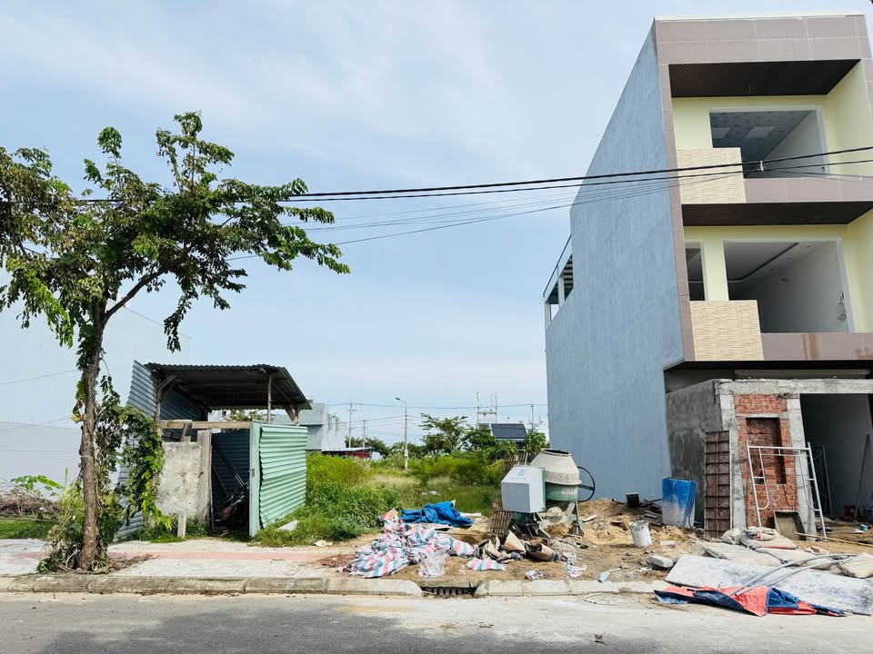 Đất dự án Nam Hòa Xuân 110m² giá 4.75 tỷ - Hướng Đông, gần công viên lớn!