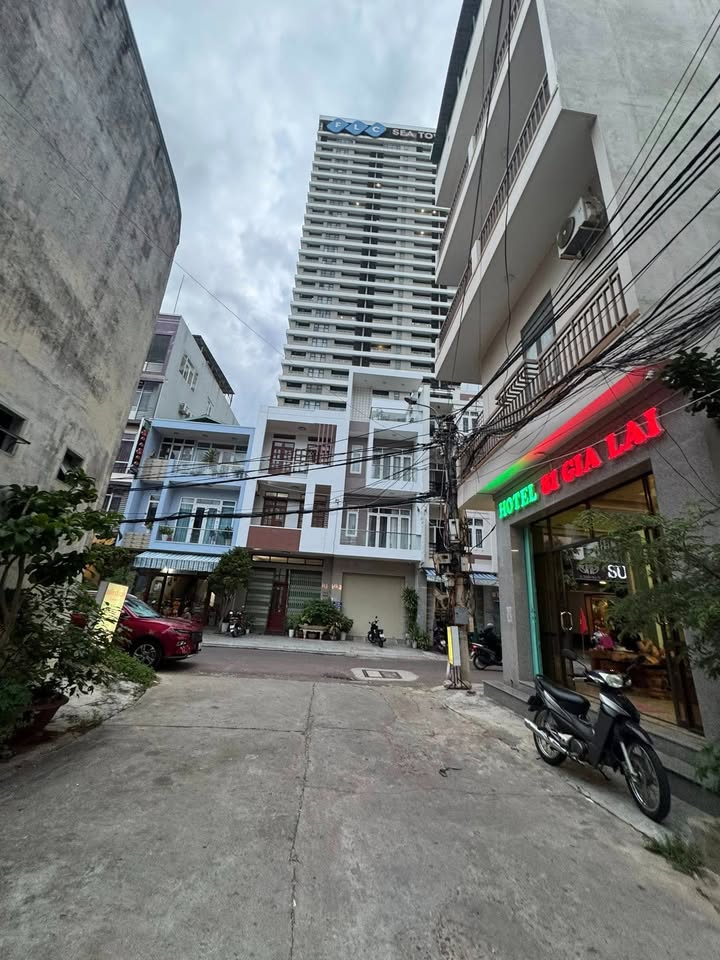 Nhà riêng đường Nguyễn Văn Cừ, Nha Trang 113m² giá 9 tỷ - Cách biển vài bước chân!