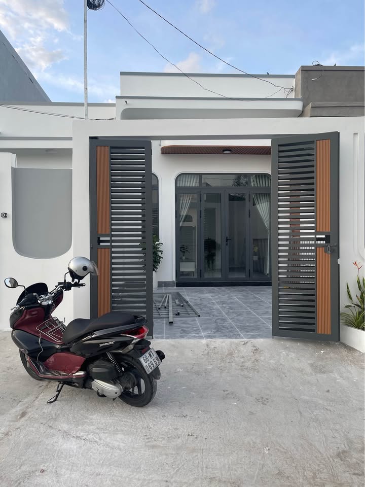 Nhà riêng Trương Định, An Bình 112m² giá 1.75 tỷ - Sẵn sàng vào ở!