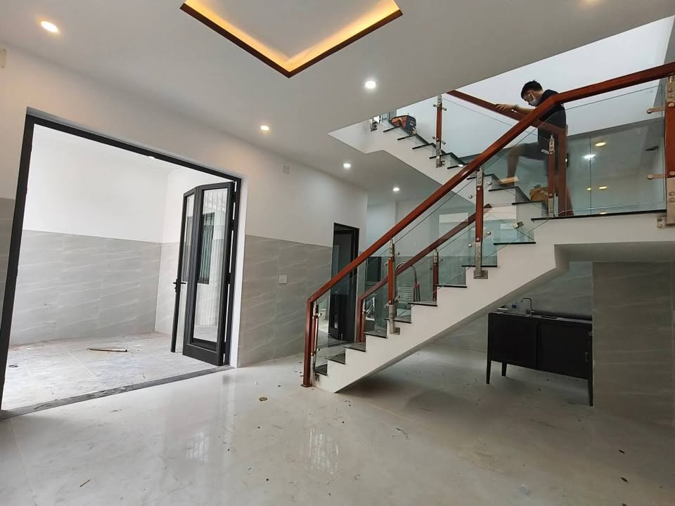 Nhà 2 tầng đường Trần Nhật Duật, Thọ Quang 56m² giá 4 tỷ - Khu vực sầm uất, gần biển!