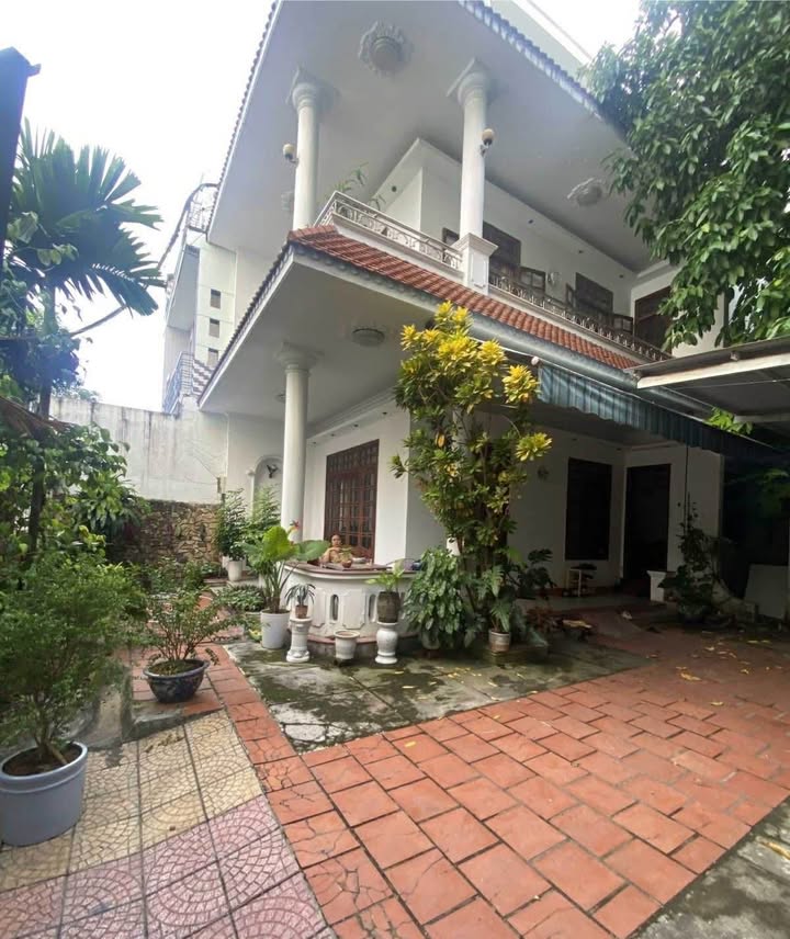 Nhà 3 tầng Hồ Xuân Hương 238m² giá 6.486 tỷ - Cách biển chỉ 500m!