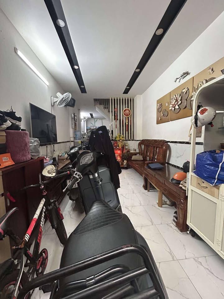Nhà riêng Tân Bình 44m² giá 7,2 tỷ - Vị trí đắc địa, kinh doanh thuận lợi!