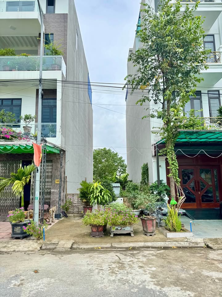 Đất nền mặt đường Xuân Thuỷ - Nam Định 90m² giá thỏa thuận - Cơ hội đầu tư hấp dẫn!