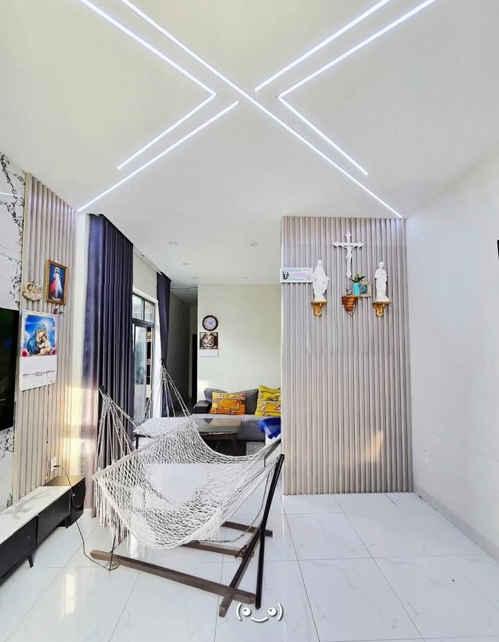 Nhà phố hiện đại tại phường Hố Nai, Biên Hòa 92m² giá 2.99 tỷ - Sổ hồng riêng, vị trí đắc địa!