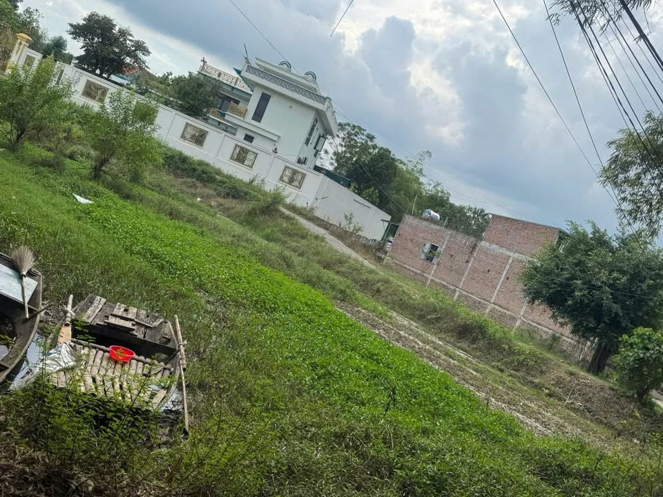 Đất nền Lạc Vân Nho Quan 100m² giá chỉ 6xx triệu - Cơ hội đầu tư tuyệt vời!