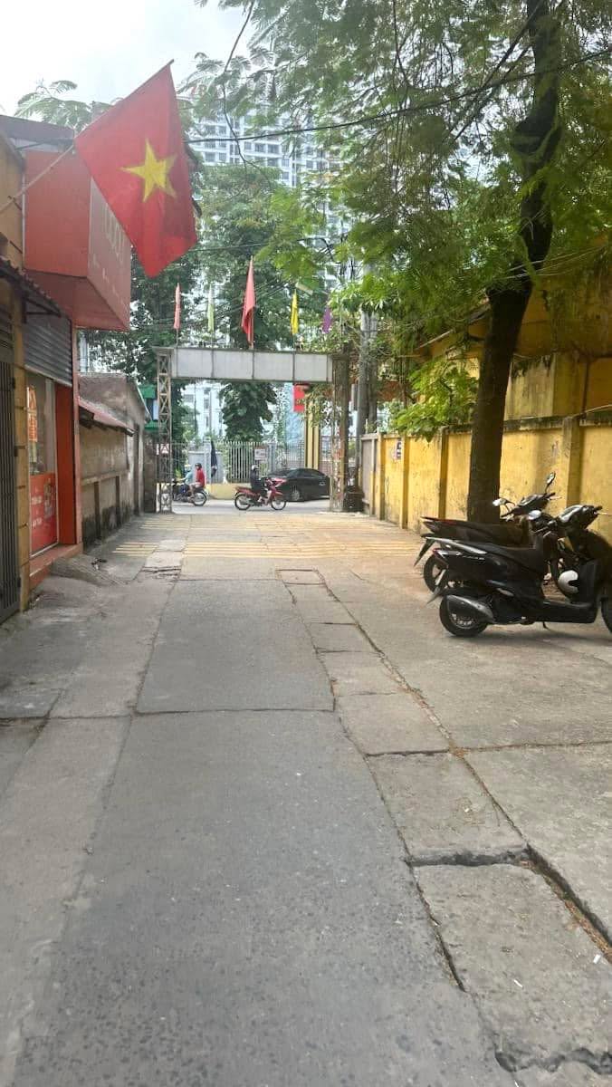 Nhà 5 tầng Xuân Đỉnh, Bắc Từ Liêm 30m² giá 8.2 tỷ - Ô tô đỗ cổng, nội thất đầy đủ!