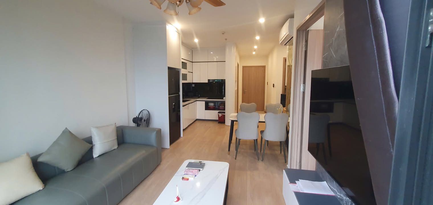 Căn hộ 2 phòng ngủ tại Tòa S4, Tây Mỗ, 62m² giá 5.3 tỷ - Full nội thất view bể bơi!