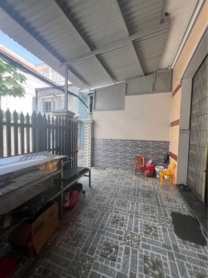 Nhà 2 tầng kiên cố Trần Phú, Vĩnh Nguyên 85m² giá 5.7 tỷ - Sẵn sàng vào ở!