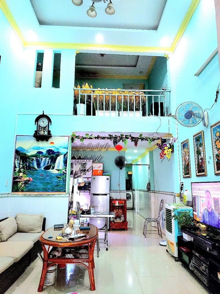 Nhà phố Tân Bình Dĩ An 60m² giá 1.89 tỷ - Gần đường Cây Da