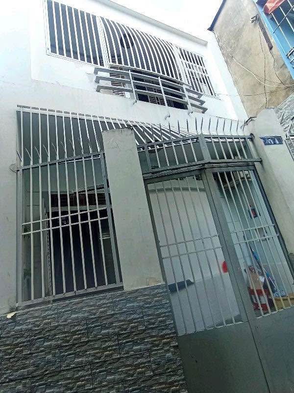 Nhà phố Hồng Lạc, Tân Bình 65m² giá 6.9 tỷ - Hẻm xe hơi lý tưởng!