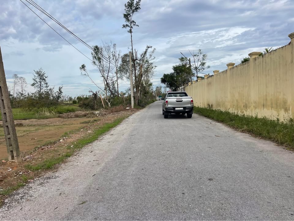 Đất Nghi Phong Vinh 300m² giá 3.9 tỷ - Đường nhựa rộng, vị trí đắc địa!