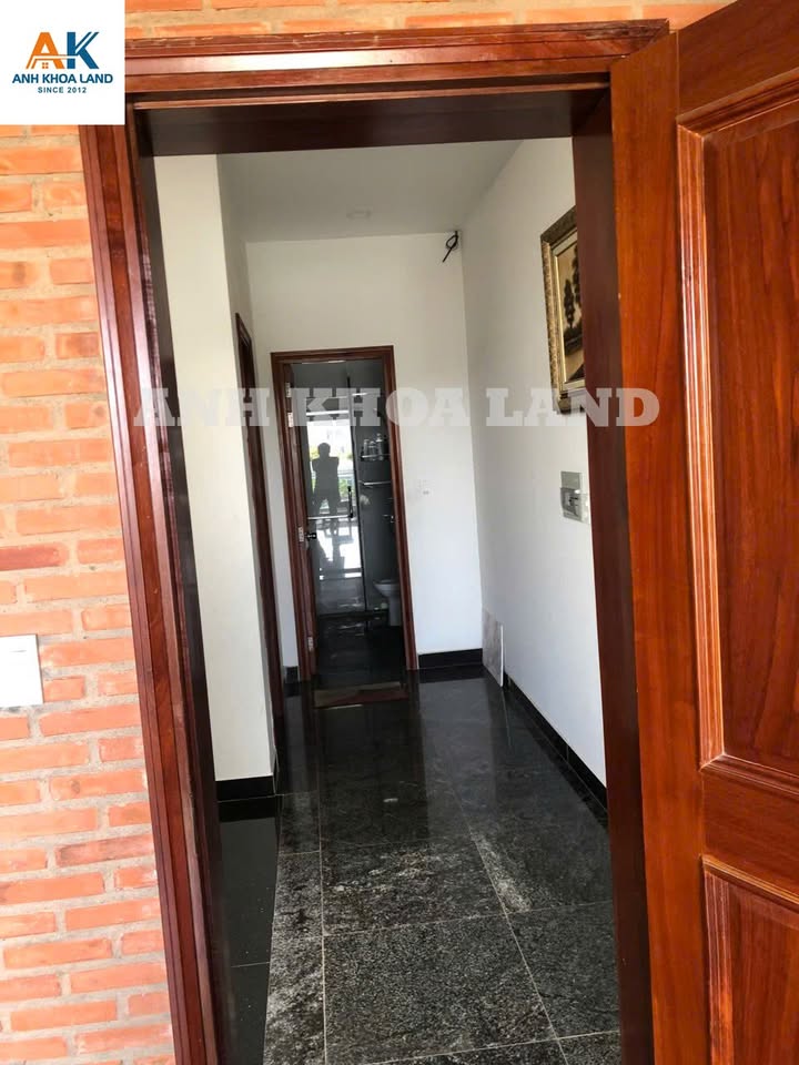 Nhà 1 trệt 3 lầu mặt tiền đường 11, Trường Thọ 84.2m² - Pháp lý rõ ràng, giá chỉ 12 tỷ!